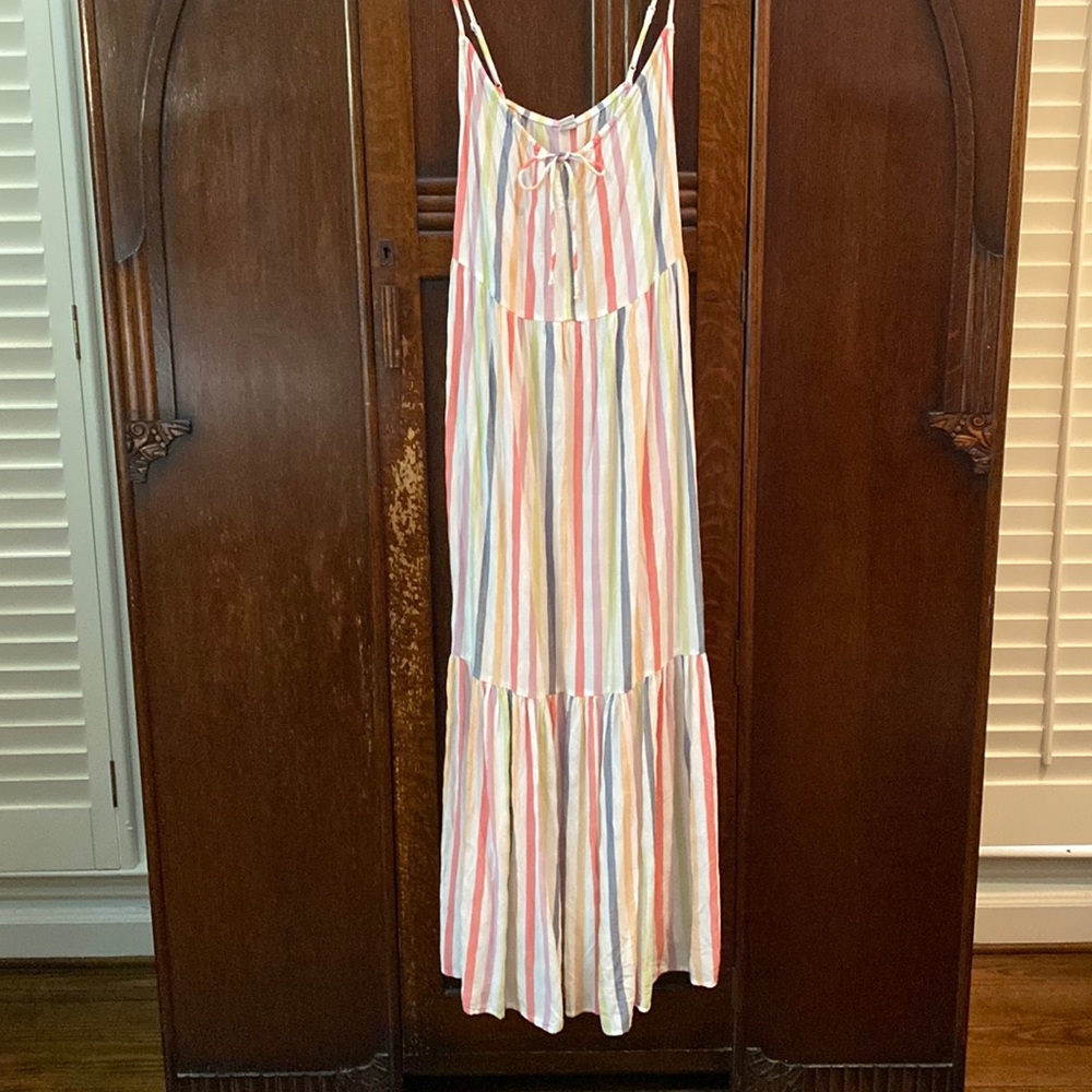 Old navy multi color maxi dress